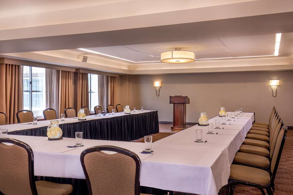 Sheraton Boston Needham Hotel Зручності фото